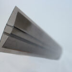 НР-З'єднувальний профіль Berolux 8мм бронза 3м